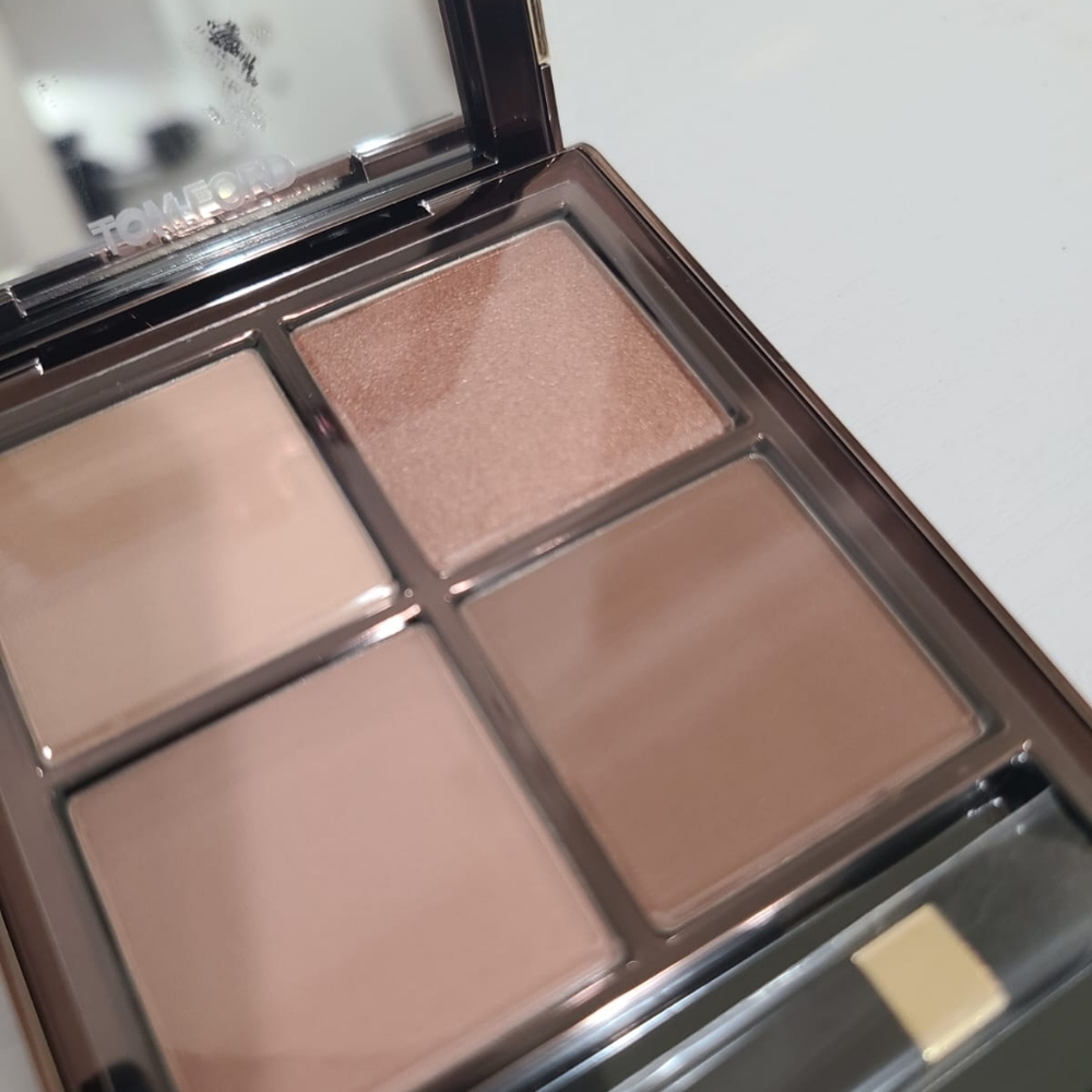 Neutral Brow and Eye Palette - Warm Brown Shades - Picture 3 of 6
